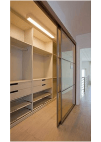 Линейная гардеробная комната с дверями купе Калуга